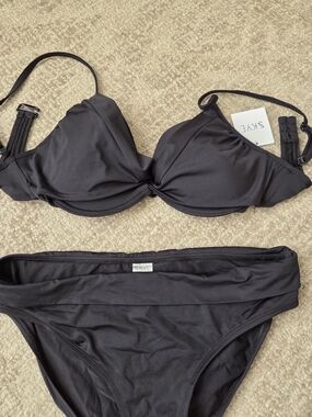 Skye Black Push-up Bikini Set - Classic Women's Swim